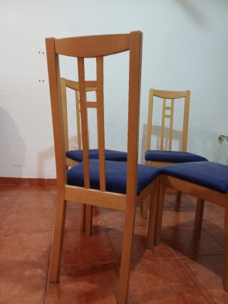 IKEA Juego de 4 sillas de madera y tela