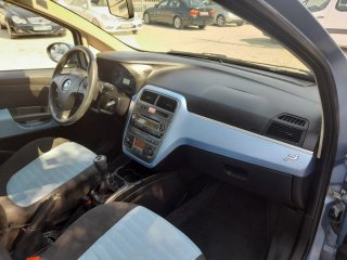 FIAT GRANDE PUNTO SOLO 28.000KMS!!