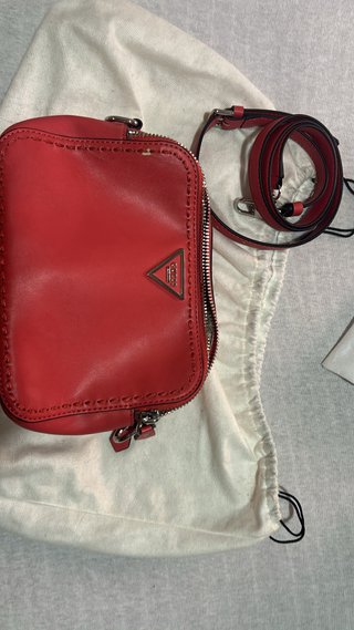 Bolso Guess Rojo