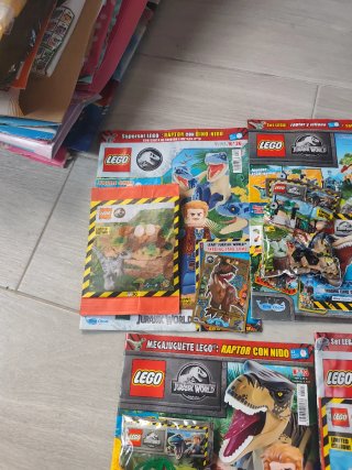 Lote 5 Revistas LEGO Jurassic World