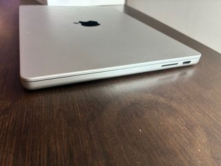MacBook Pro M3 14”