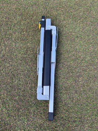 Supporto pieghevole Dometic per frigoriferi. Dometic
