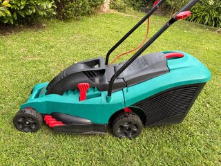 Cortacésped eléctrico Bosch Rotak 37