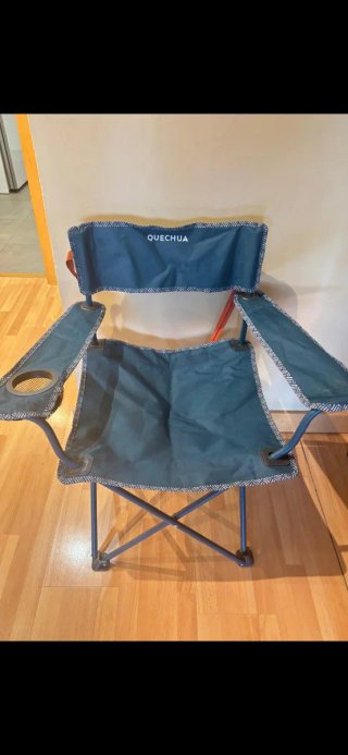Sillas de camping y playa plegables. 20€ las tres.