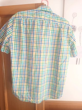 Camisa de cuadros rosa y roja