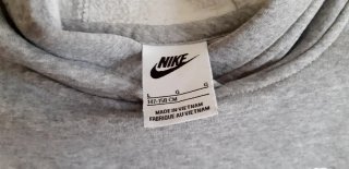 Sudadera Nike gris con capucha niño