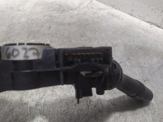 MANDO MULTIFUNCION TOYOTA COROLLA (E15) 17F144 1686258