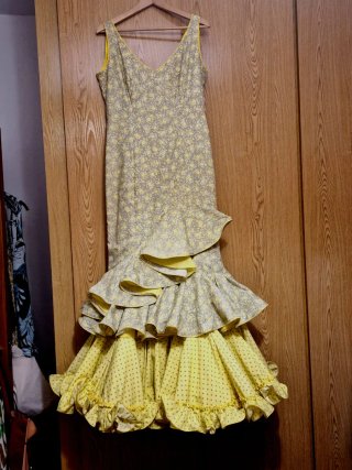 Traje de Flamenca veys y amarillo