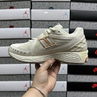 New Balance 1906R Talla 39.5