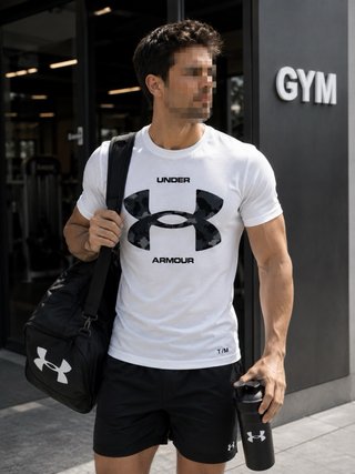 Camiseta Under Armour Logo Talla M