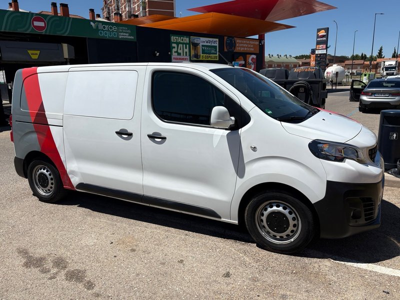Peugeot Expert 2018 - foto 1