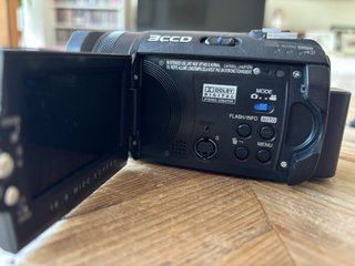 JVC Everio GZ-MG505 3CCD 30GB HDD + accesorios |