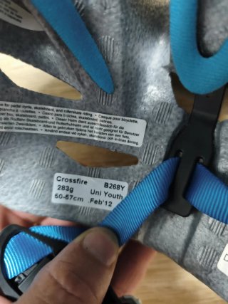 Casco de Bicicleta Bell Blanco y Azul