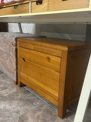 Comodini in legno (2 unità)