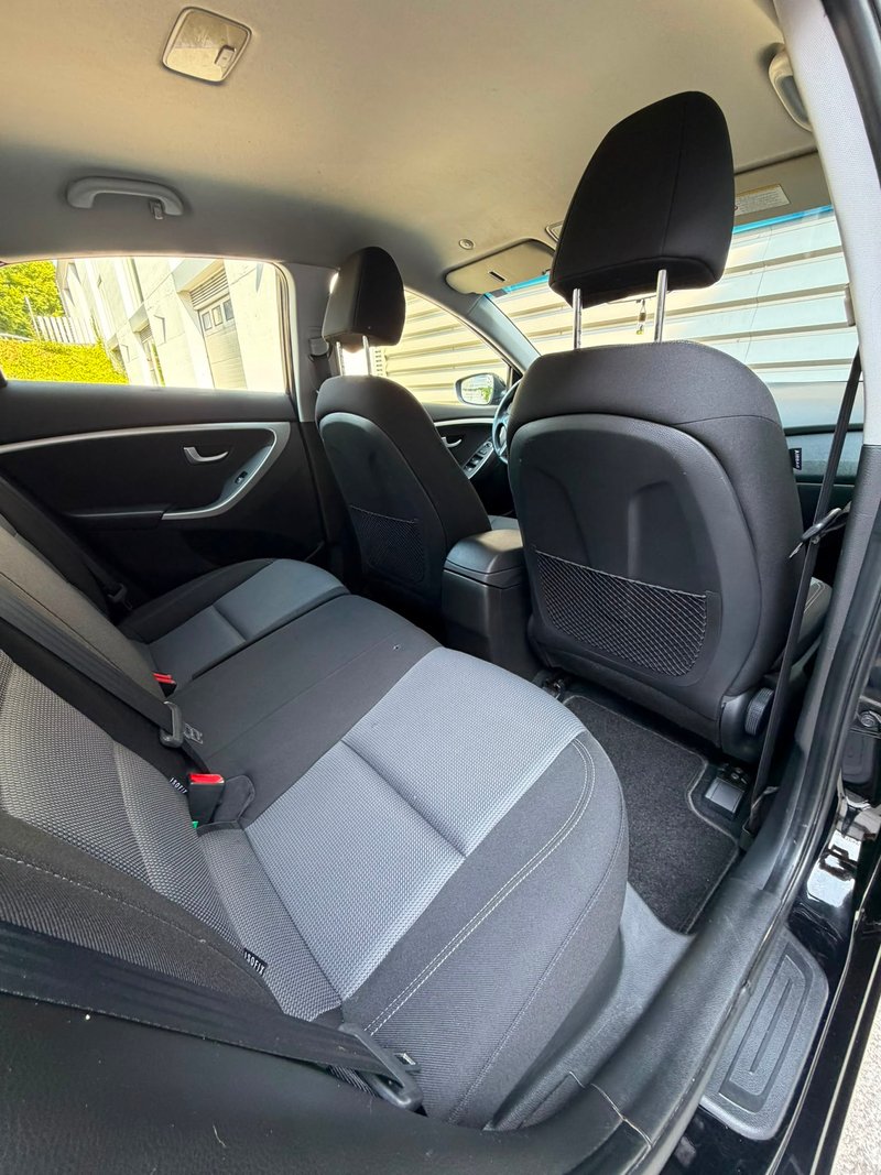 Hyundai i30 1.6 CRDi SLE 2014, foto 16