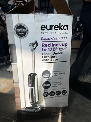 Aspiradora Fregadora Eureka RapidWash NEW630