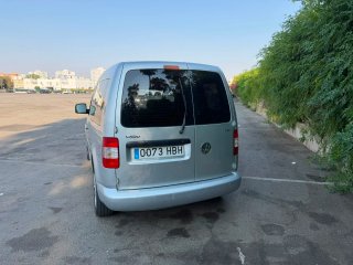 Volkswagen Caddy 2011