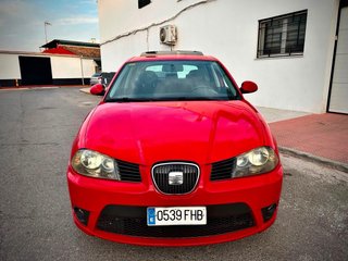 Se vende o se cambia SEAT Ibiza 2006