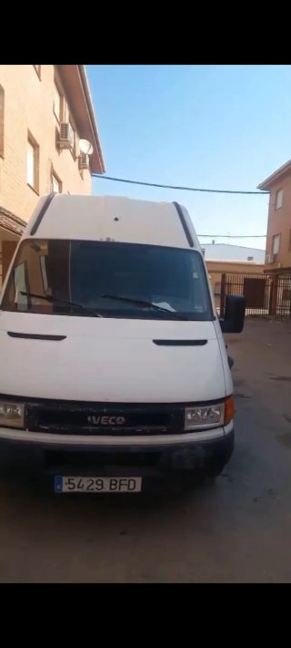 Iveco Daily 2004 2.8 6 velocidades