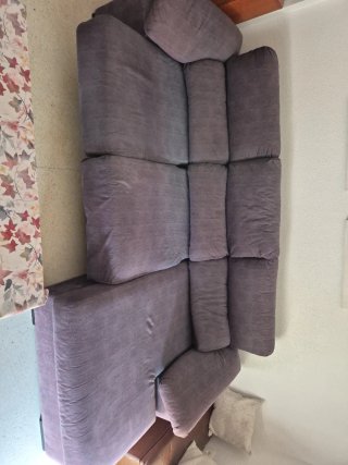 Sofá chaiselongue tela marrón y gris