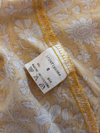 Vestido boho estampado floral amarillo