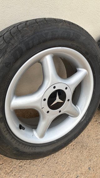 Llantas Mercedes 16” 4uds con neumáticos nuevos