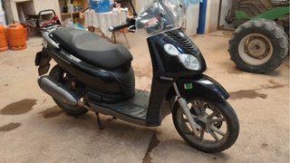Piaggio Carnaby 200cc - 25.589 km