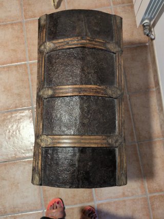 Baúl de viaje antiguo