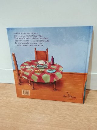 Libro infantil La extraña sorpresa