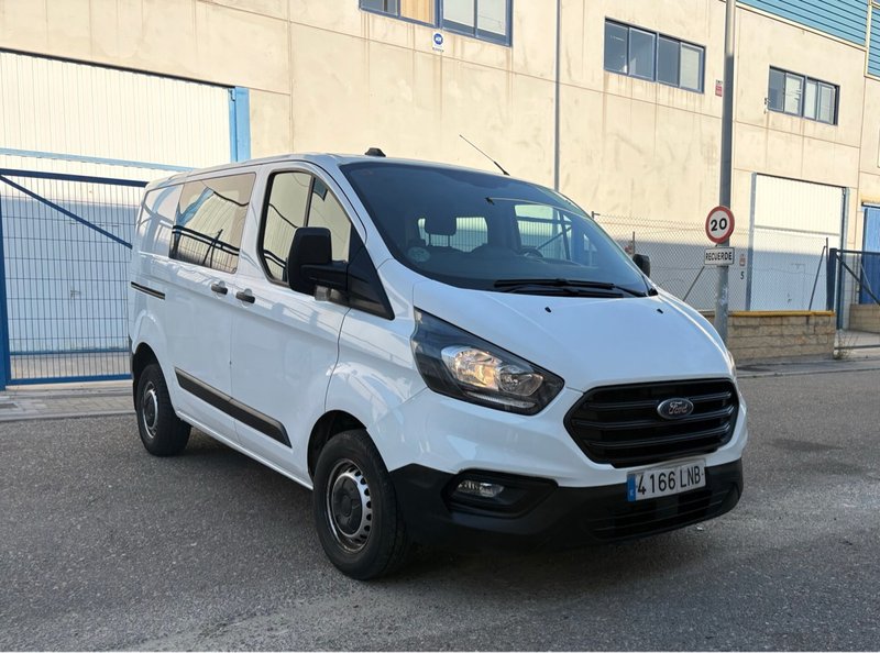 Ford Transit Custom 2021 - foto 1