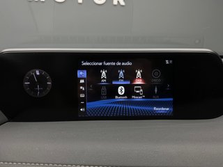Lexus UX 2022