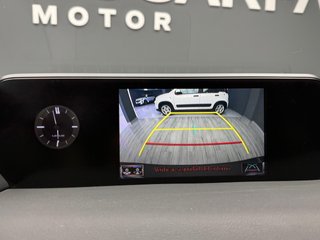 Lexus UX 2022