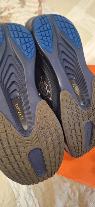 Nike Zoom Fly 6 Talla 4o,5 Azul/Marrón