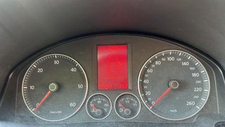VOLKSWAGEN GOLF V MOTION
