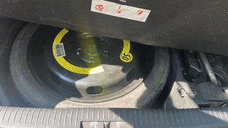 VOLKSWAGEN GOLF V MOTION