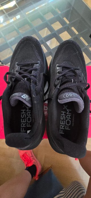 New Balance U1080Q13 Talla 43 Negras