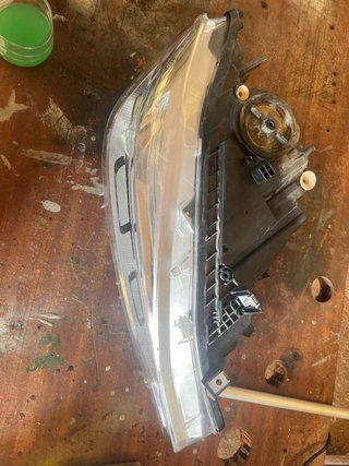 Faro BMW Serie 3 F30