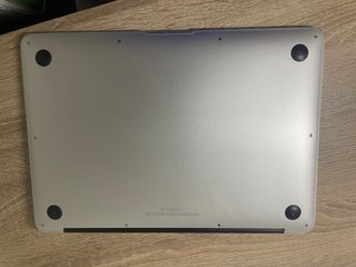 MacBook Air 13” 2017 - 8GB RAM, 512GB SSD (PIEZAS)