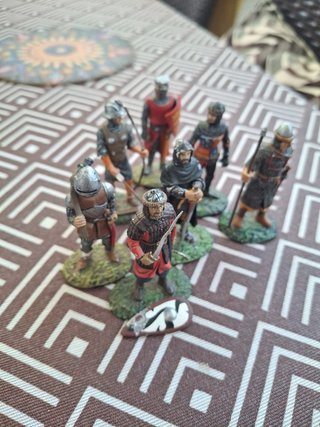 Figuras plomo Edad Media