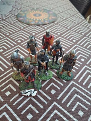 Figuras plomo Edad Media