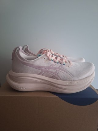ASICS Nimbus 28 Talla 37.5 Nuevas