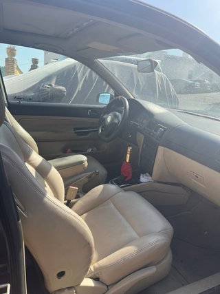 Volkswagen Golf 2004