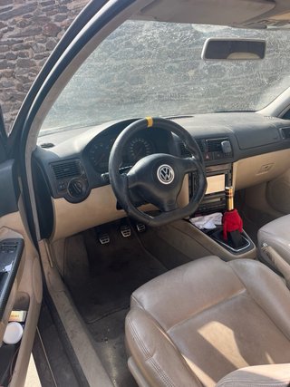 Volkswagen Golf 2004