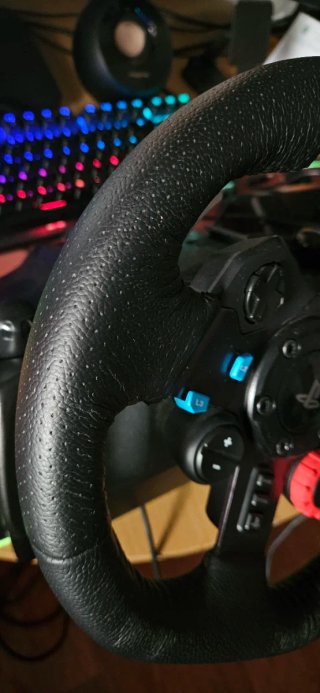 Logitech G29 Volante y Pedales