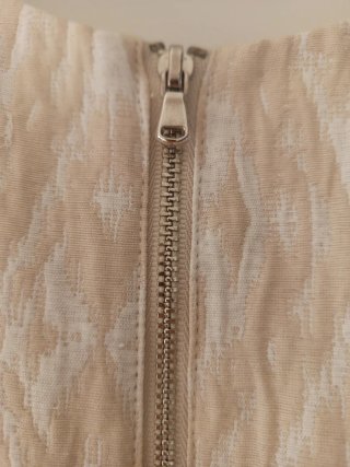 Vestido beige jacquard talla XS