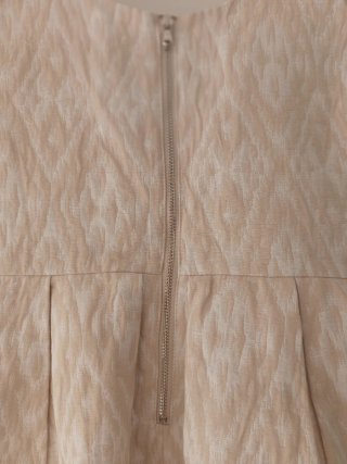 Vestido beige jacquard talla XS