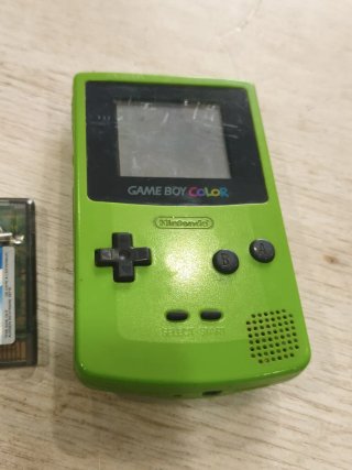 Game Boy Color + Super Mario Bros. Deluxe