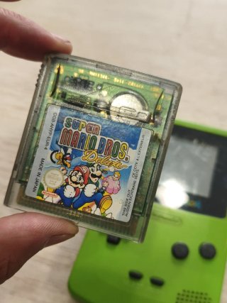 Game Boy Color + Super Mario Bros. Deluxe