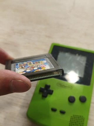 Game Boy Color + Super Mario Bros. Deluxe