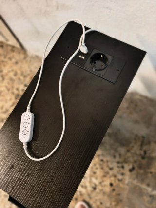 Mesa Auxiliar Estrecha con Carga